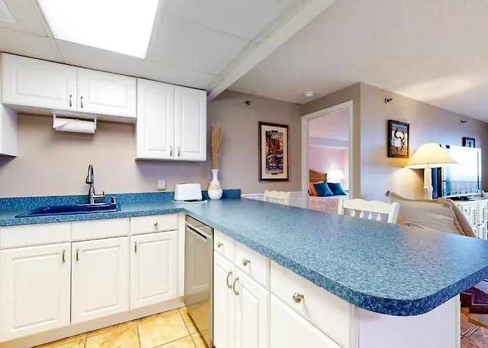 Oceanfront Ground-floor With Patio Fast Wifi Ac & Washer & Dryer Holiday home *